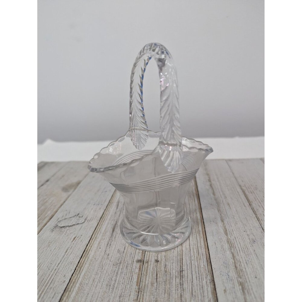 Duncan & Miller Glass Basket Etch Clear Feather Handle Brides Vintage